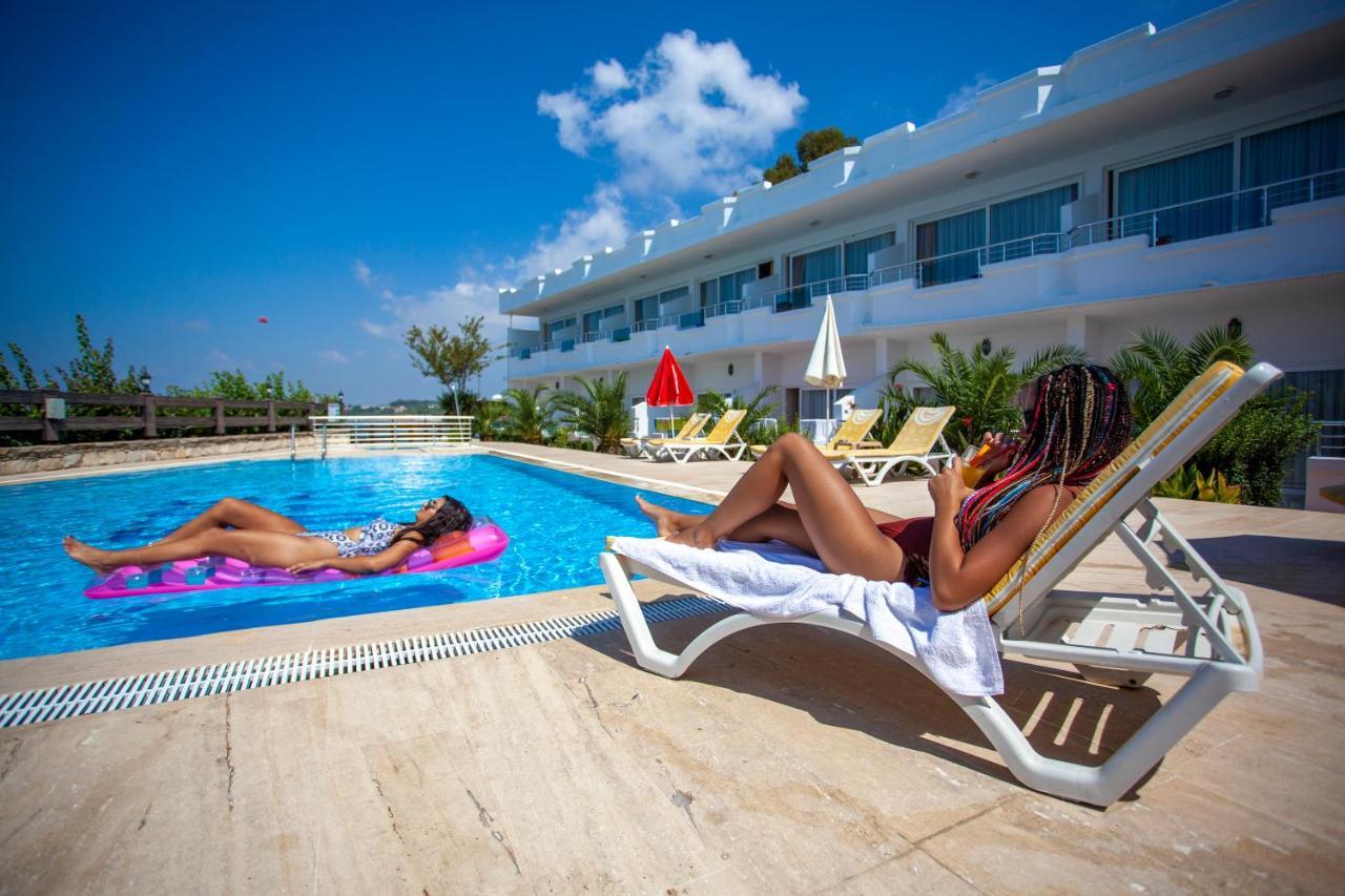 Side Beach Club Exterior foto