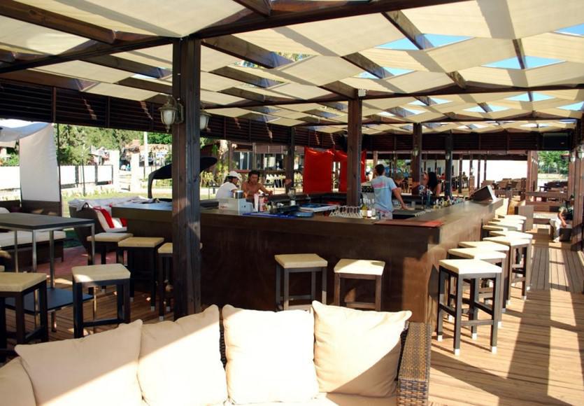 Side Beach Club Exterior foto